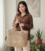 Crochet Bag Video Tutorial – Learn to Make a Pink Mini Handbag Step by Step